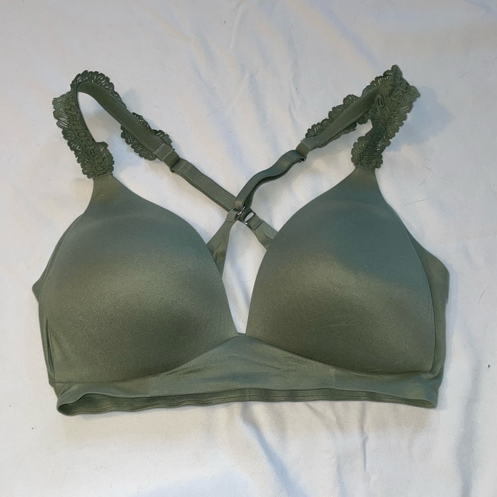 Aerie wireless plunge bra